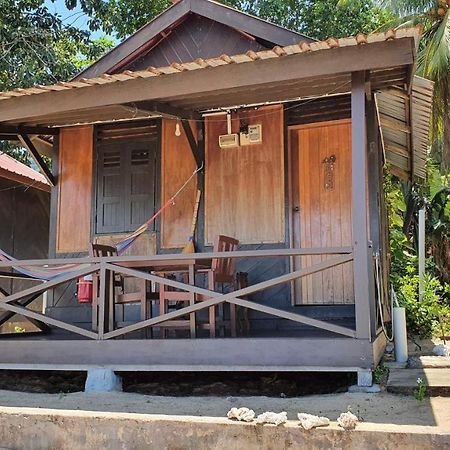 The Station Tioman Hotel Kampong Ayer Batang Ngoại thất bức ảnh