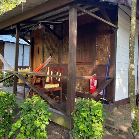 The Station Tioman Hotel Kampong Ayer Batang Ngoại thất bức ảnh