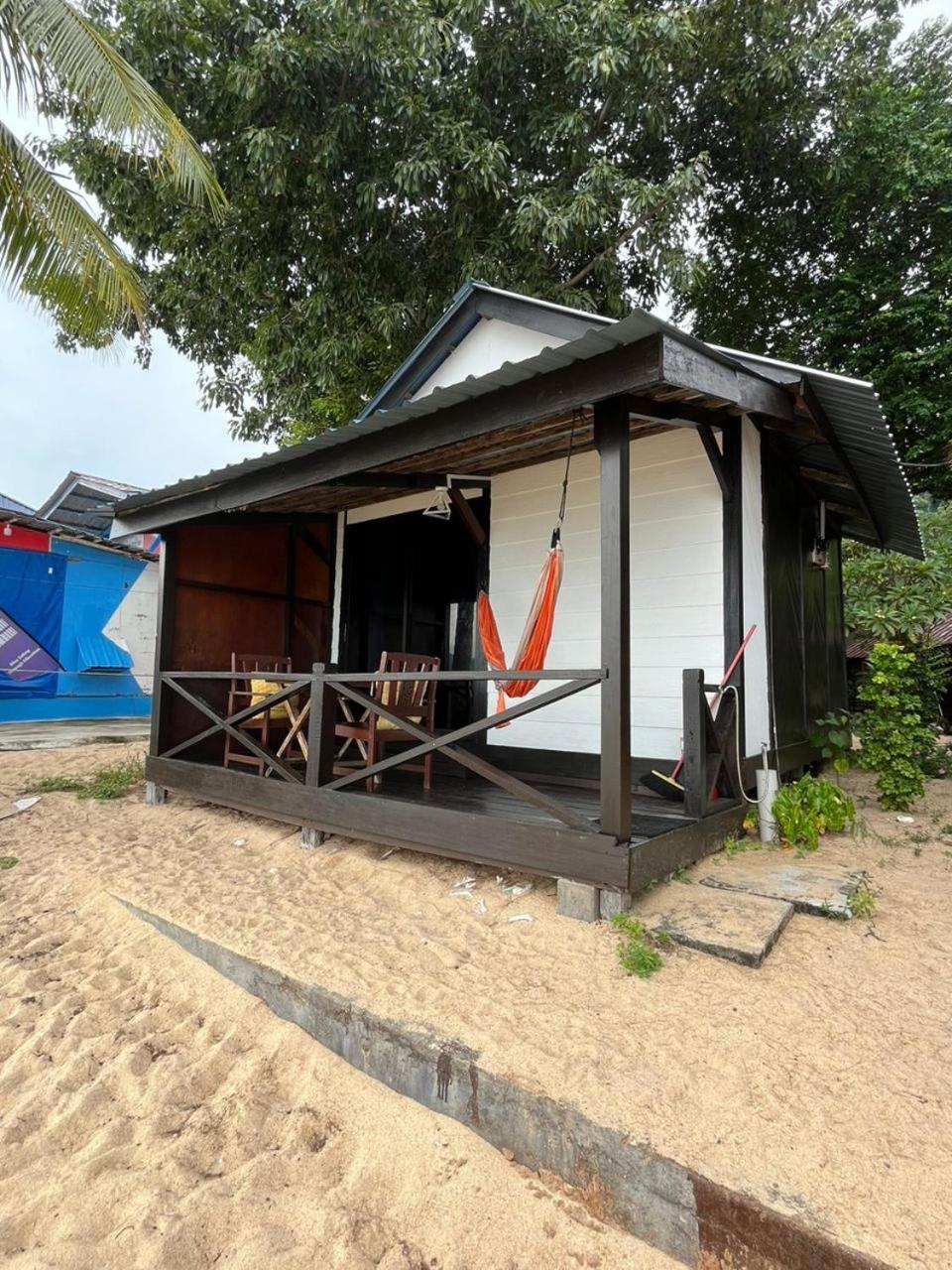 The Station Tioman Hotel Kampong Ayer Batang Ngoại thất bức ảnh