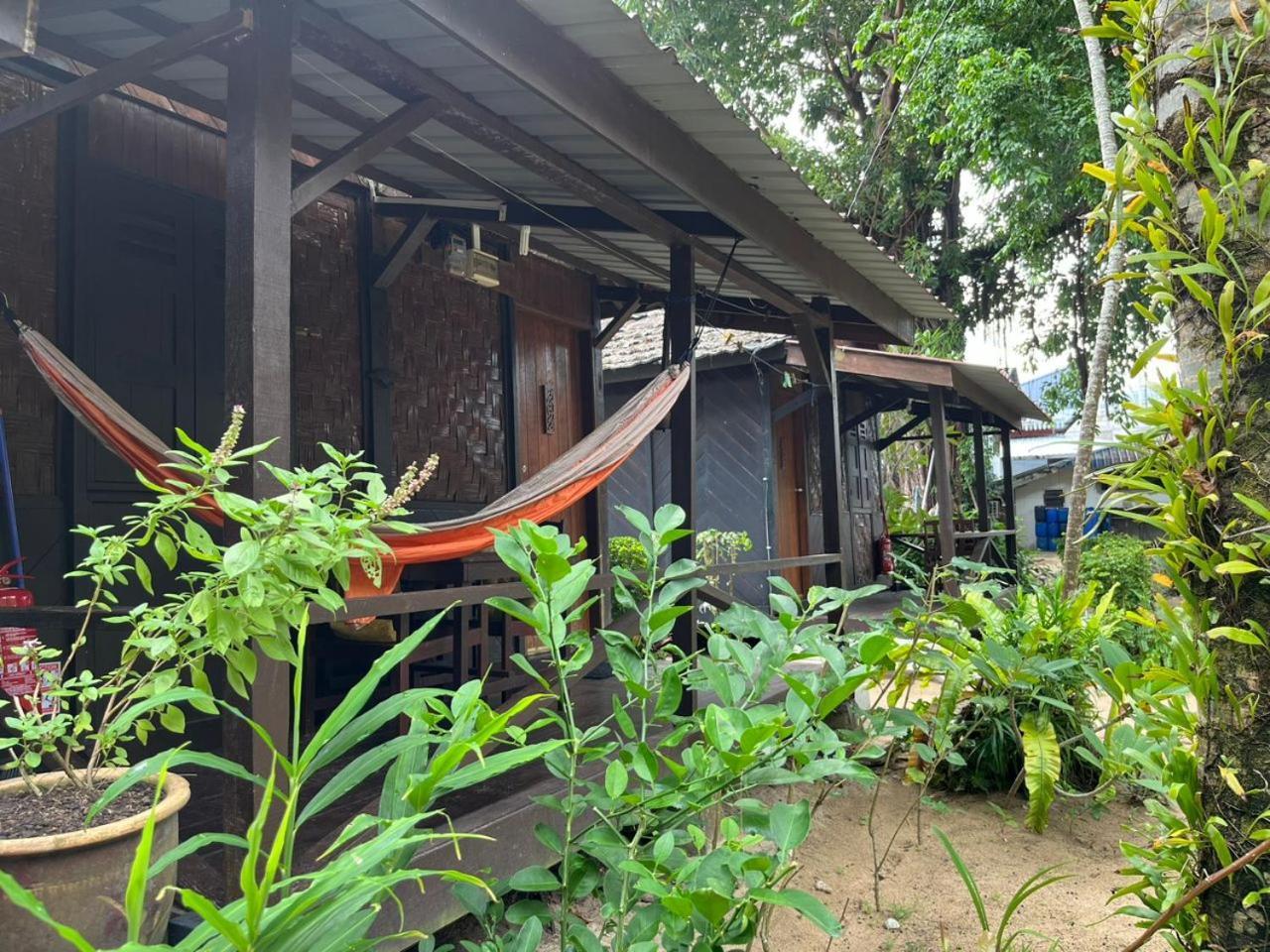 The Station Tioman Hotel Kampong Ayer Batang Ngoại thất bức ảnh