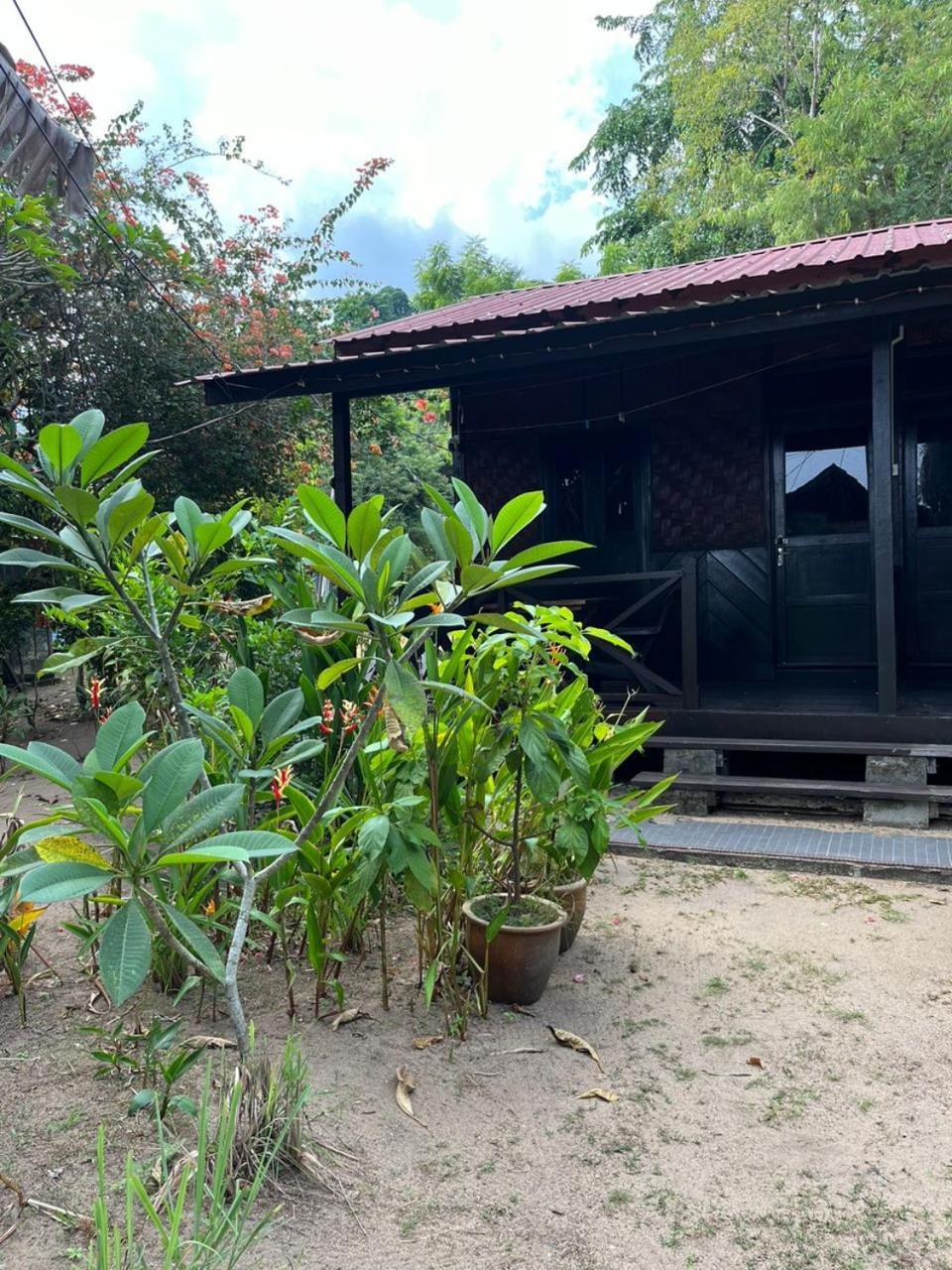 The Station Tioman Hotel Kampong Ayer Batang Ngoại thất bức ảnh