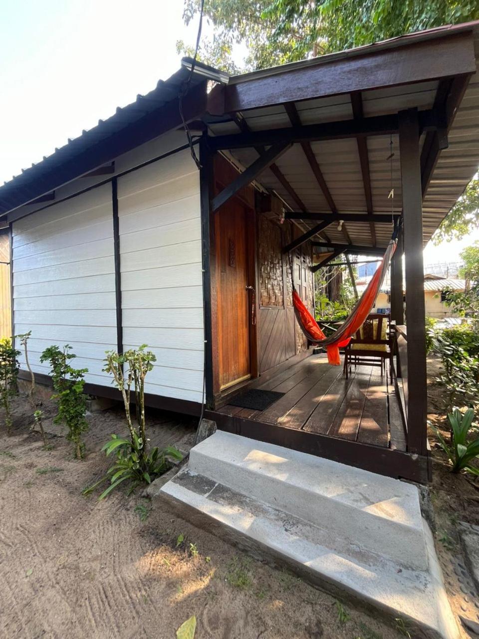 The Station Tioman Hotel Kampong Ayer Batang Ngoại thất bức ảnh